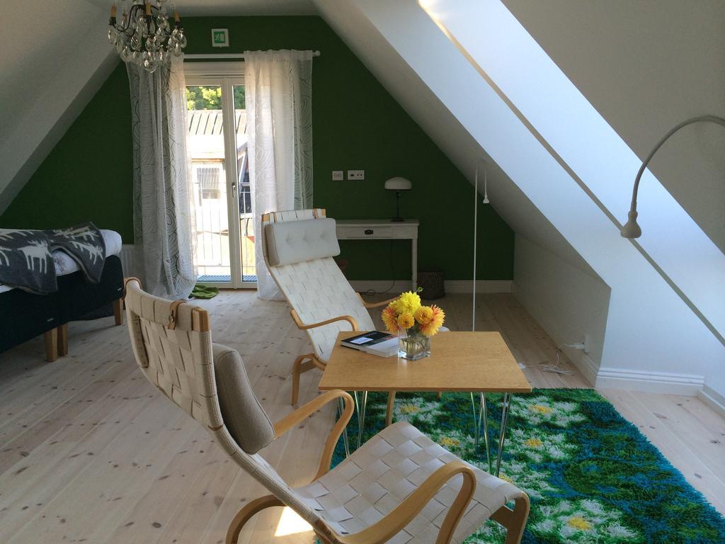 Cocoon Meetings Bed and Breakfast Degeberga Δωμάτιο φωτογραφία